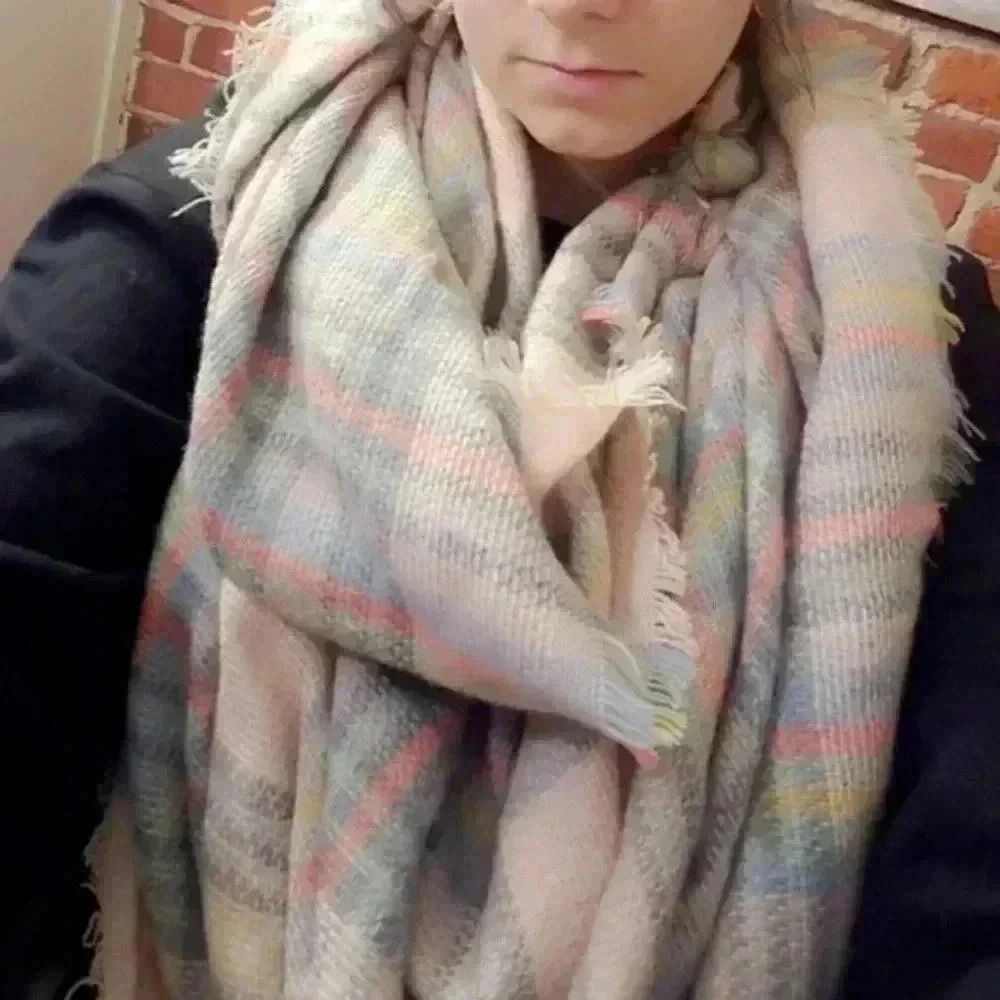 Pink blanket Scarf